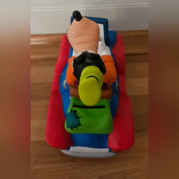 Disney Goofy Piggy Bank - Picture 5 of 6